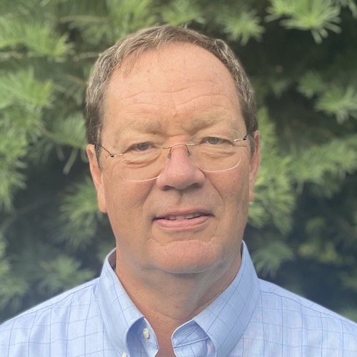 Six journalists to be inducted into the New England Newspaper Hall of